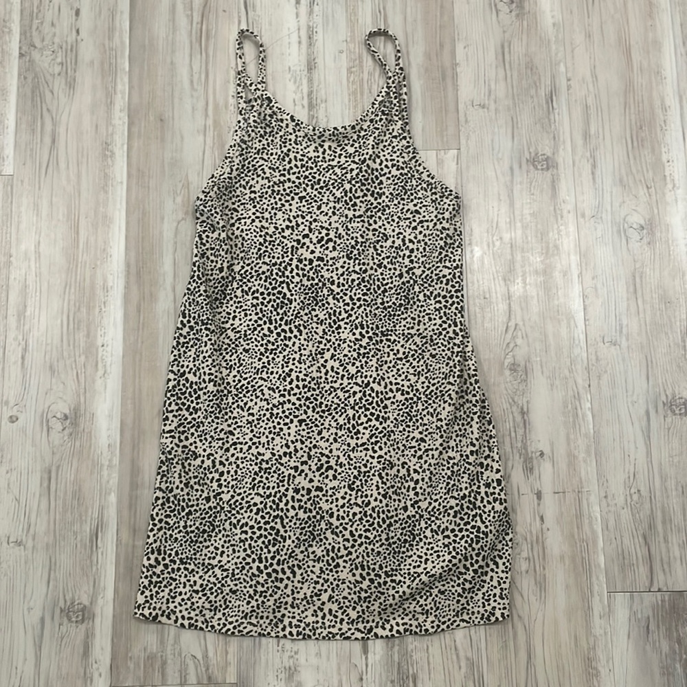 Zara 13/14 worn once, no stains